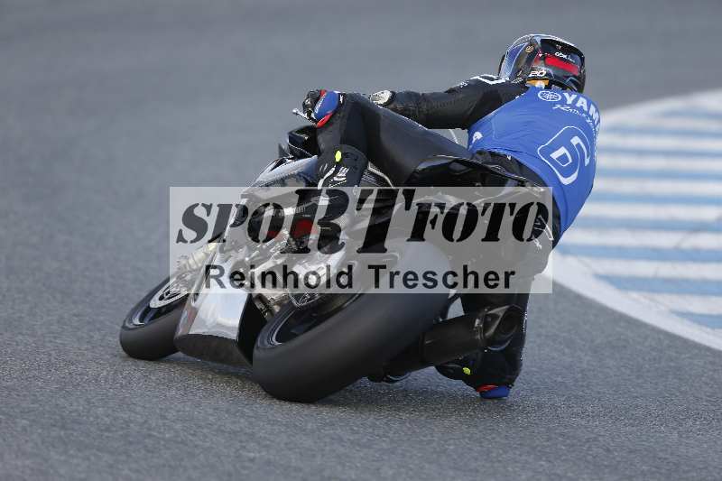 /Archiv-2025/01 24.-27.01.2025 Moto Center Thun Jerez/rot-red/backside